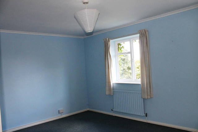  Image of 4 bedroom Detached house to rent in Stonepark Drive Forest Row RH18 at Forest Row, RH18 5DG