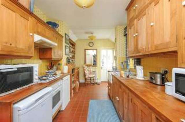  Image of 2 bedroom Terraced house for sale in Swinburne Road Abingdon OX14 at Swinburne Road  Abingdon, OX14 2HD