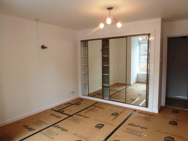  Image of 2 bedroom Flat to rent in Sydenham Road Guildford GU1 at Guildford, GU1 3RY