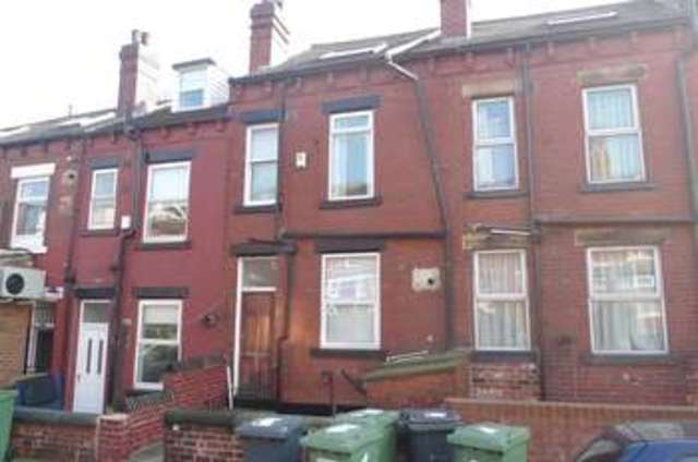  Image of 4 bedroom Terraced house to rent in Talbot Mount Burley Leeds LS4 at Talbot Mount (c) Burley Leeds, LS4 2PF