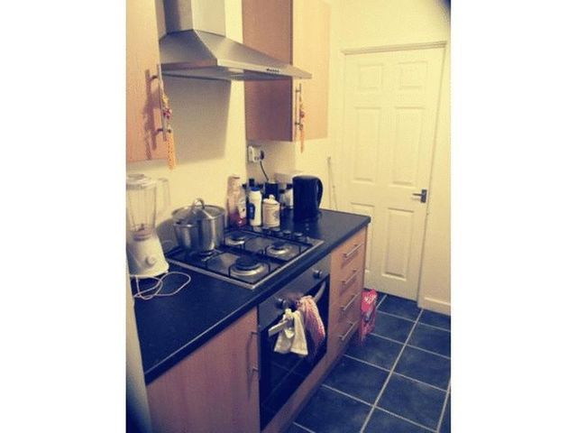  Image of 3 bedroom Flat to rent in Tamworth Road Newcastle upon Tyne NE4 at Tamworth Road Array Blakelaw, NE4 5AP
