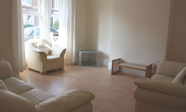  Image of 5 bedroom Detached house to rent in Tenth Avenue Heaton Newcastle upon Tyne NE6 at Tenth Avenue Heaton Byker, NE6 5XU