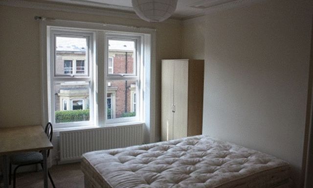  Image of 5 bedroom Detached house to rent in Tenth Avenue Heaton Newcastle upon Tyne NE6 at Tenth Avenue Heaton Byker, NE6 5XU