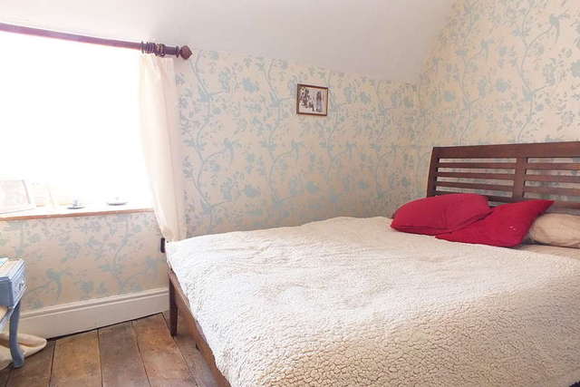  Image of 2 bedroom Terraced house for sale in New Church Street Tetbury GL8 at Tetbury Gloucestershire, GL8 8DT