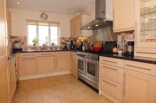  Image of 3 bedroom Detached house for sale in Oxleaze Road Tetbury GL8 at Tetbury Gloucestershire, GL8 8JR