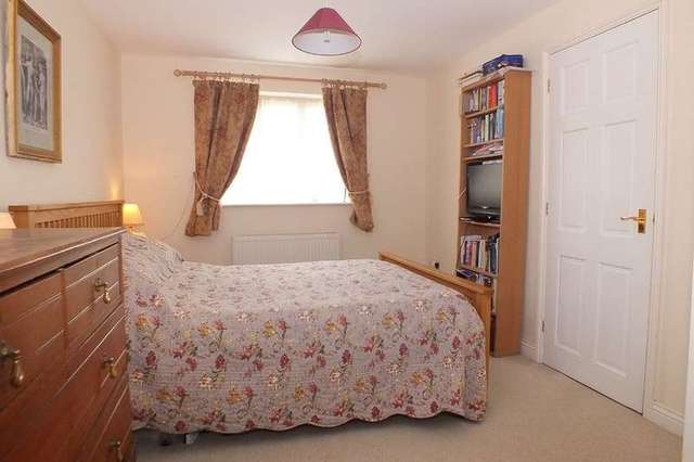  Image of 3 bedroom Detached house for sale in Oxleaze Road Tetbury GL8 at Tetbury Gloucestershire, GL8 8JR