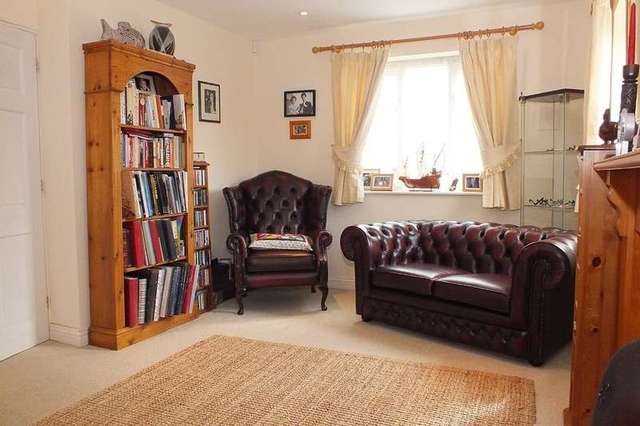  Image of 3 bedroom Detached house for sale in Oxleaze Road Tetbury GL8 at Tetbury Gloucestershire, GL8 8JR