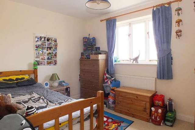  Image of 3 bedroom Detached house for sale in Oxleaze Road Tetbury GL8 at Tetbury Gloucestershire, GL8 8JR
