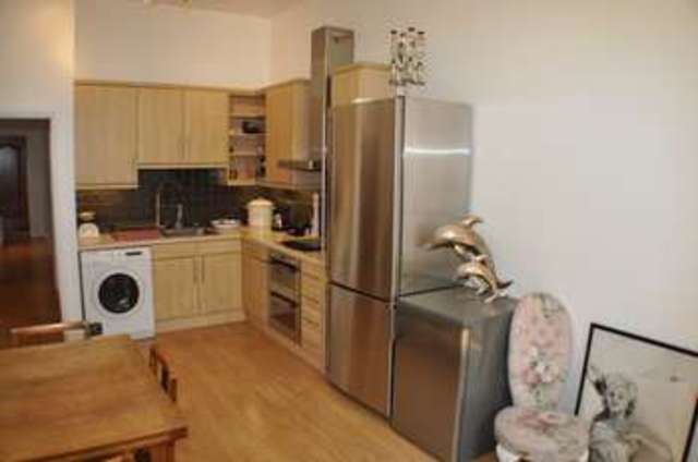  Image of 2 bedroom Flat for sale in Thames Street Sunbury-on-Thames TW16 at Thames Street  Sunbury-On-Thames, TW16 5QF
