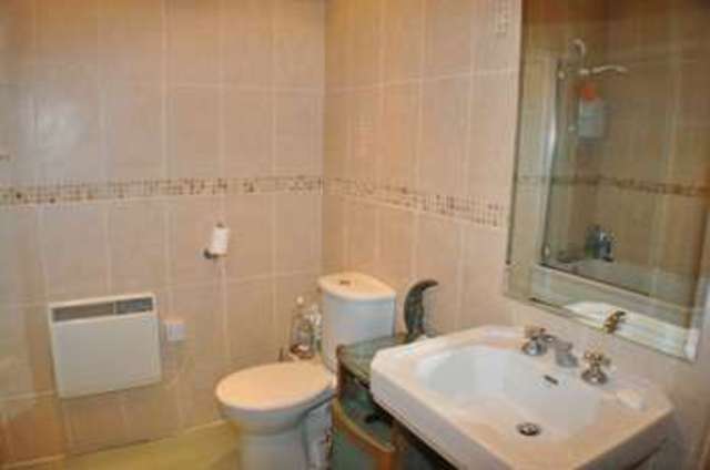  Image of 2 bedroom Flat for sale in Thames Street Sunbury-on-Thames TW16 at Thames Street  Sunbury-On-Thames, TW16 5QF