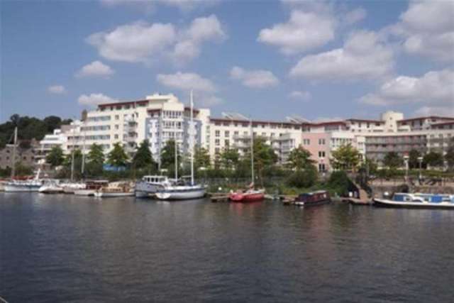  Image of 2 bedroom Flat to rent in Hannover Quay Bristol BS1 at Bristol, BS1 5JR