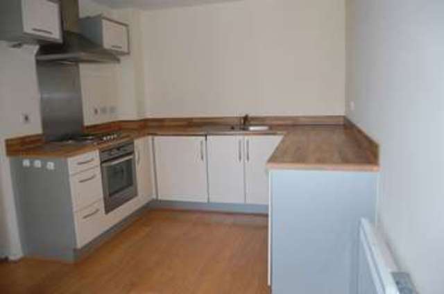  Image of 2 bedroom Flat to rent in The Decks Runcorn WA7 at The Decks  Runcorn, WA7 1GR
