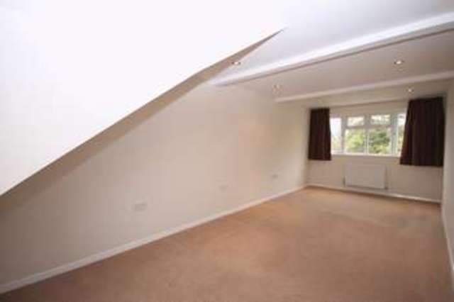  Image of 4 bedroom Detached house to rent in The Garstons Bookham Leatherhead KT23 at The Garstons Bookham BOOKHAM VILLAGE, KT23 3DT