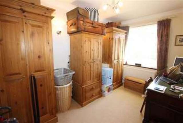  Image of 2 bedroom Flat to rent in Games Road Cockfosters Barnet EN4 at The Grange Games Road Games Road, EN4 9HR