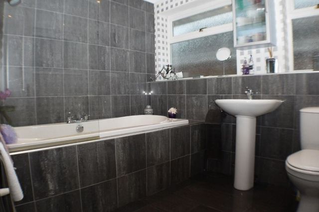  Image of 4 bedroom Bungalow for sale in The Laund Leyland PR26 at The Laund Array Midge Hall, PR26 7XY