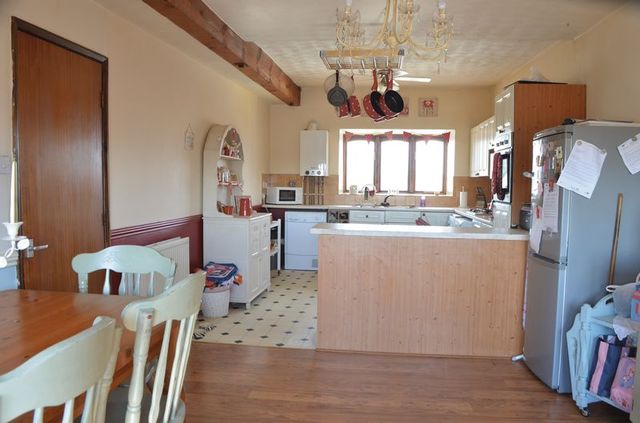  Image of 3 bedroom Flat for sale in The Maltings Court Market Rasen LN8 at The Maltings Court Market Rasen Lincoln, LN8 3AZ