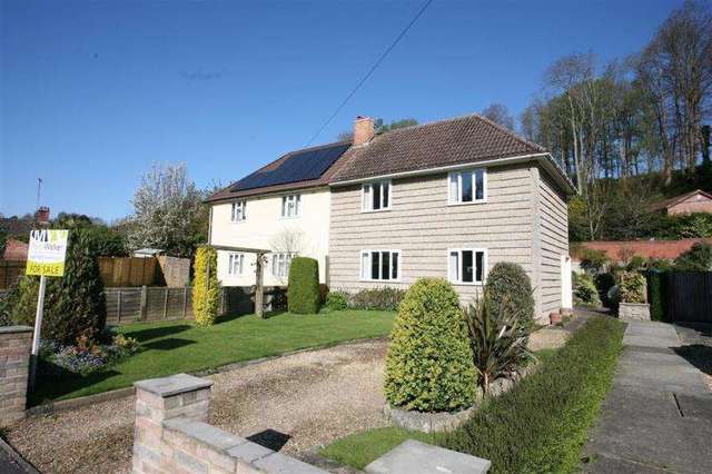  Image of 3 bedroom Detached house for sale in The Park Erlestoke Devizes SN10 at ERLESTOKE SN10 ERLESTOKE, SN10 5TY