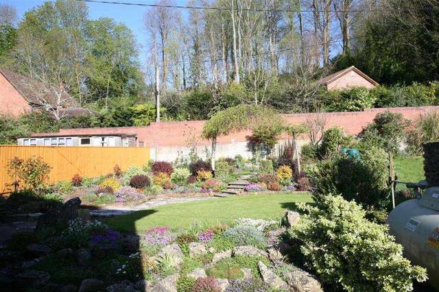 Image of 3 bedroom Detached house for sale in The Park Erlestoke Devizes SN10 at ERLESTOKE SN10 ERLESTOKE, SN10 5TY