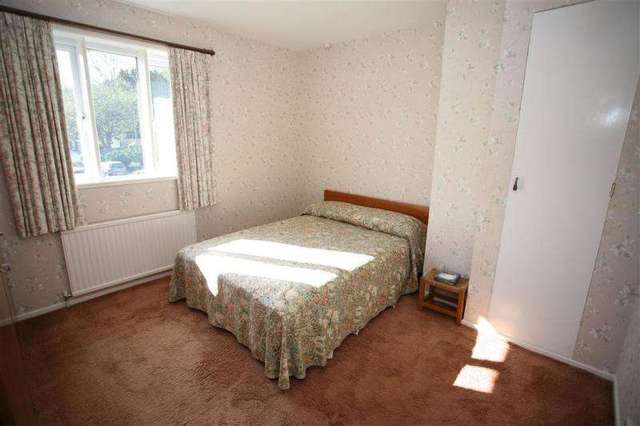  Image of 3 bedroom Detached house for sale in The Park Erlestoke Devizes SN10 at ERLESTOKE SN10 ERLESTOKE, SN10 5TY