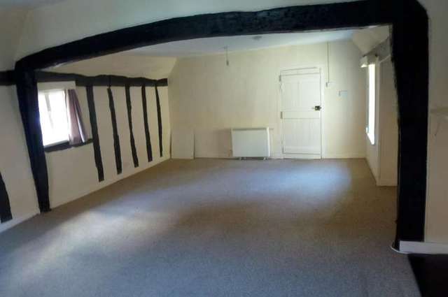  Image of 2 bedroom Flat to rent in Thoroughfare Woodbridge IP12 at Woodbridge, IP12 1AQ