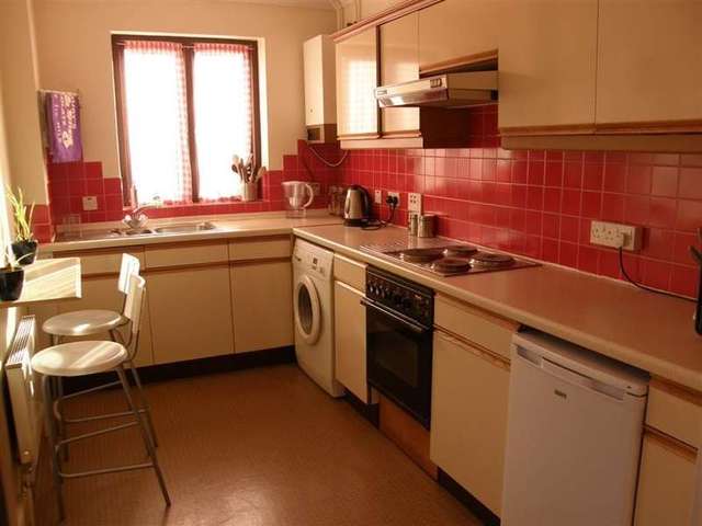  Image of 2 bedroom Town House to rent in The Plummery Reading RG1 at The Plummery Blakes Cottages Reading, RG1 3JQ
