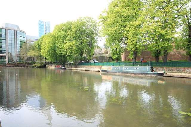 Image of 2 bedroom Town House to rent in The Plummery Reading RG1 at The Plummery Blakes Cottages Reading, RG1 3JQ