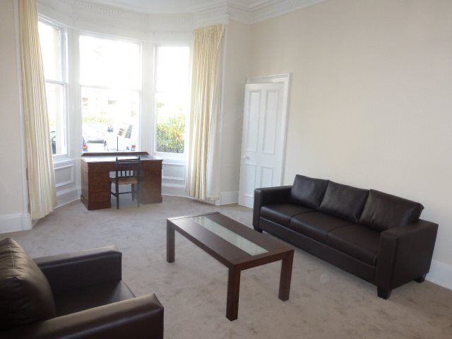  Image of 2 bedroom Flat to rent in Thirlestane Road Edinburgh EH9 at Marchmont Edinburgh Edinburgh, EH9 1AL