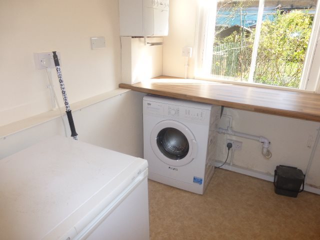  Image of 2 bedroom Flat to rent in Thirlestane Road Edinburgh EH9 at Marchmont Edinburgh Edinburgh, EH9 1AL