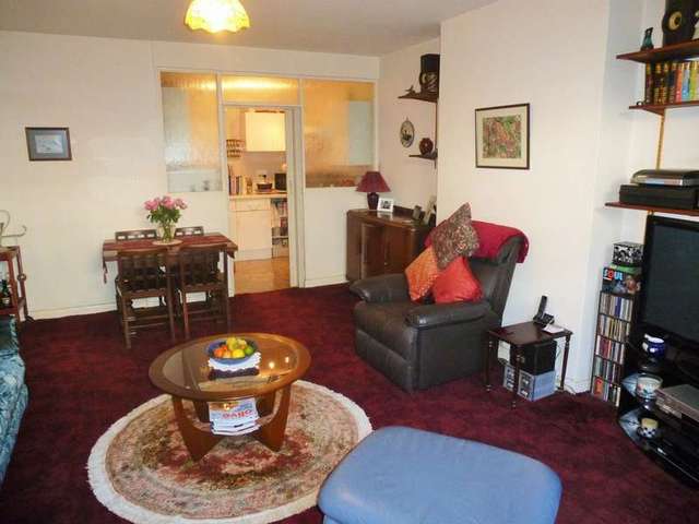 Image of 2 bedroom Flat for sale in Tisbury Road Hove BN3 at Hove Hove, BN3 3BA