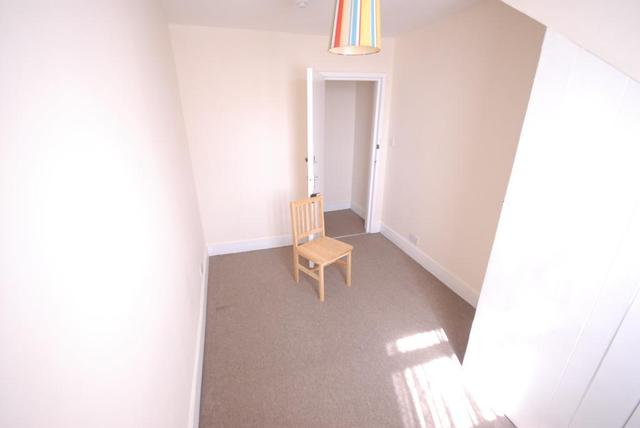  Image of 1 bedroom Flat to rent in Tooting High Street London SW17 at Tooting, SW17 0SF