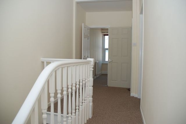  Image of 3 bedroom Terraced house to rent in Tresillian Street Plymouth PL4 at Tresillian Street Cattedown Plymouth, PL4 0QW