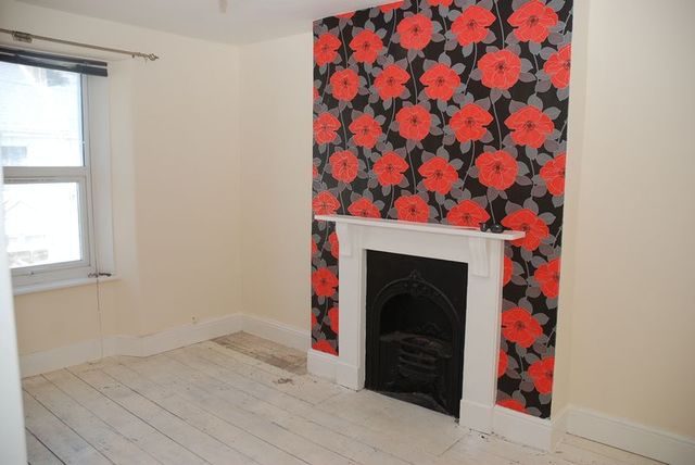  Image of 3 bedroom Terraced house to rent in Tresillian Street Plymouth PL4 at Tresillian Street Cattedown Plymouth, PL4 0QW
