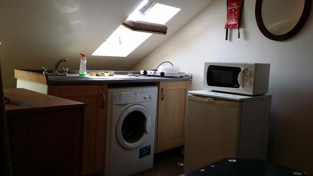  Image of Studio flat to rent in Truro Road London N22 at Wood Green, N22 8EH