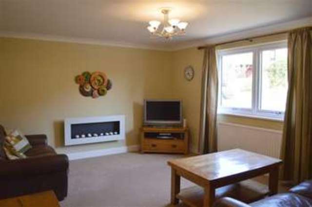  Image of 5 bedroom Property for sale in Tudor Way Brackley NN13 at Tudor Way Brackley Brackley, NN13 6NH
