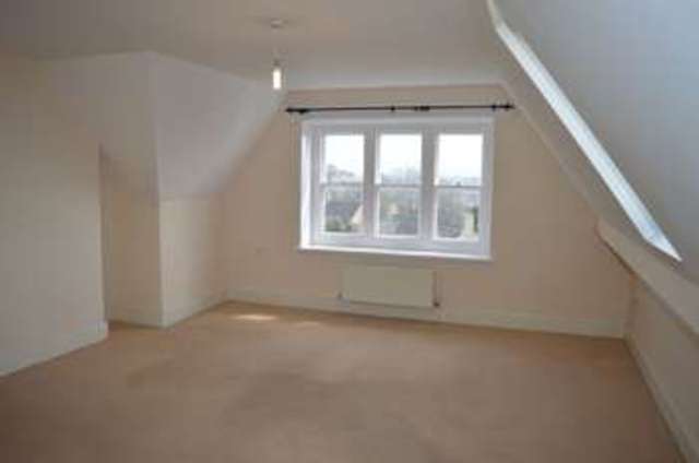  Image of 2 bedroom Flat for sale in Upper Church Road Weston-super-Mare BS23 at Upper Church Road  Weston-Super-Mare, BS23 2HX