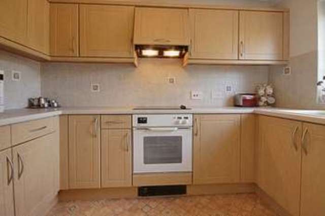  Image of 3 bedroom Flat for sale in Uskvale Mews Caerleon Newport NP18 at Uskvale Mews Caerleon Newport, NP18 1NE
