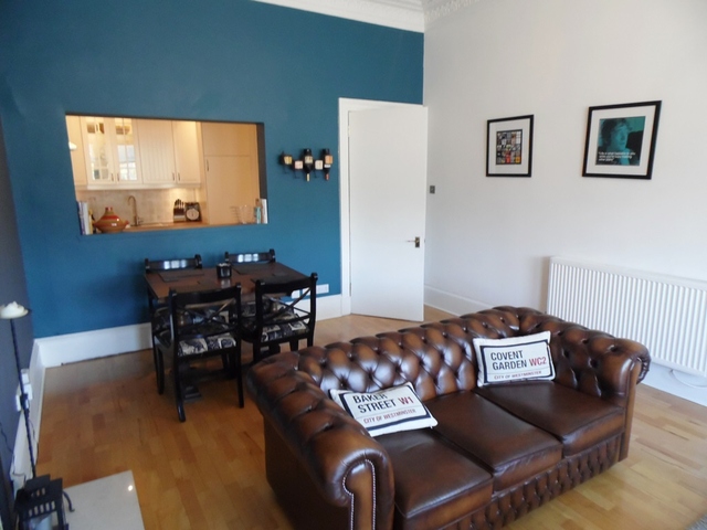 Image of 2 bedroom Flat to rent in Victoria Park Drive South Glasgow G14 at Whiteinch Glasgow Glasgow, G14 9RN
