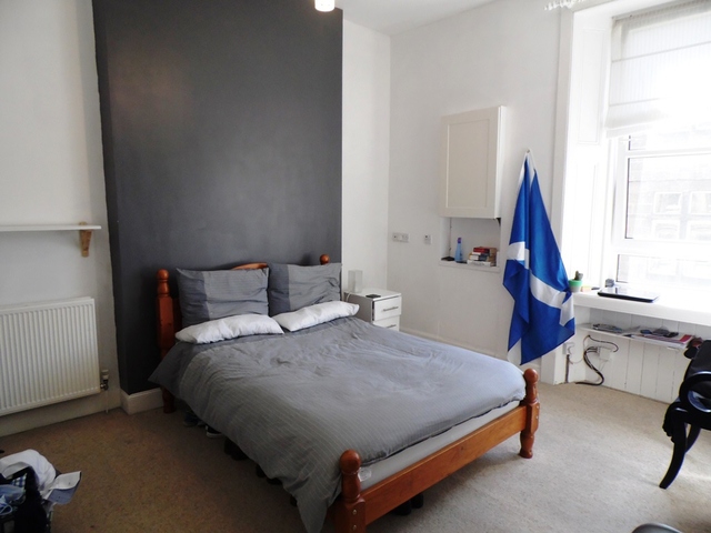  Image of 2 bedroom Flat to rent in Victoria Park Drive South Glasgow G14 at Whiteinch Glasgow Glasgow, G14 9RN