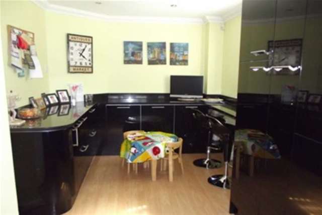  Image of 4 bedroom Property to rent in Virginia Place Cobham KT11 at Cobham, KT11 1AE