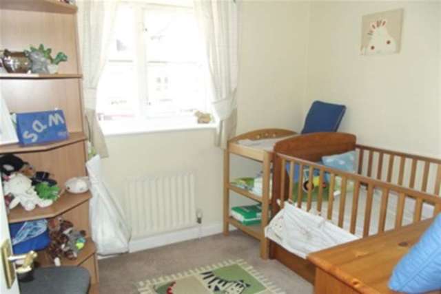  Image of 4 bedroom Property to rent in Virginia Place Cobham KT11 at Cobham, KT11 1AE