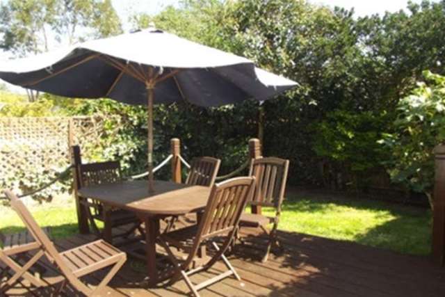  Image of 4 bedroom Property to rent in Virginia Place Cobham KT11 at Cobham, KT11 1AE