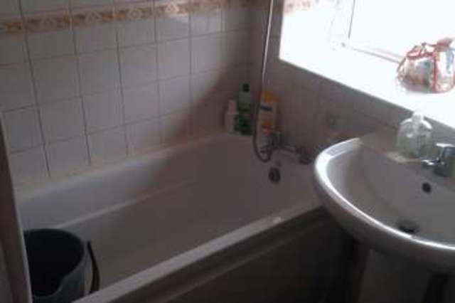  Image of 3 bedroom Semi-Detached house to rent in Walcot Drive Great Barr Birmingham B43 at Walcot Drive  Birmingham, B43 5TH