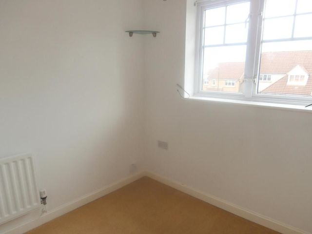  Image of 3 bedroom Semi-Detached house to rent in Wallace Brae Court Reddingmuirhead Falkirk FK2 at Polmont Falkirk Falkirk, FK2 0FD