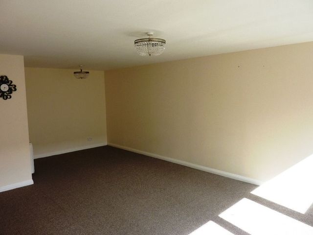  Image of 3 bedroom Flat to rent in Wallace Street Glasgow G5 at Tradeston Glasgow Glasgow, G5 8AH