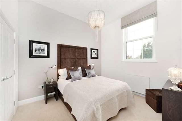  Image of 2 bedroom Flat for sale in London Road London SW16 at 1423a London Road, SW16 4AH