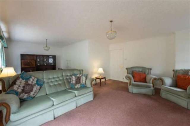  Image of 3 bedroom Detached house to rent in Water Orton Close Beeston Nottingham NG9 at Nottingham, NG9 6LQ