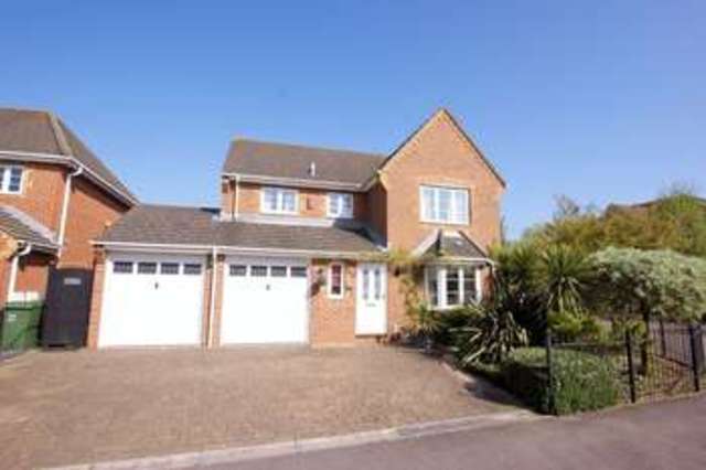  Image of 4 bedroom Detached house for sale in Watersmeet Fareham PO16 at Watersmeet  Fareham, PO16 0TG