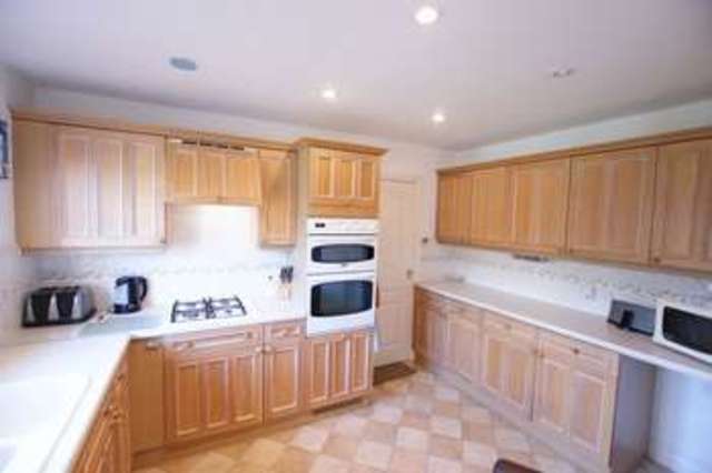  Image of 4 bedroom Detached house for sale in Watersmeet Fareham PO16 at Watersmeet  Fareham, PO16 0TG