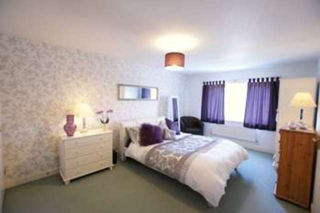 Image of 4 bedroom Detached house for sale in Watersmeet Fareham PO16 at Watersmeet  Fareham, PO16 0TG