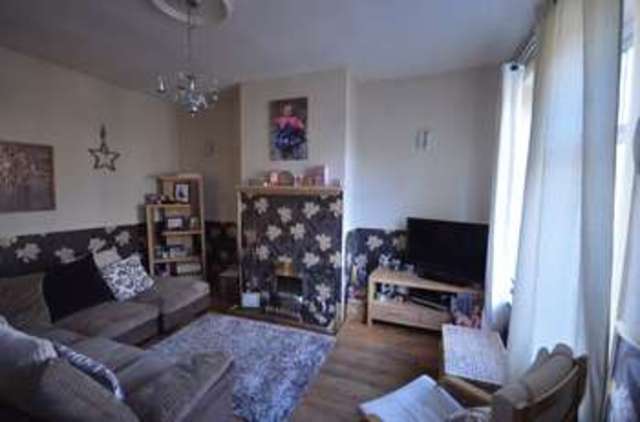  Image of 2 bedroom Terraced house for sale in Wellington Street Allerton Bradford BD15 at Wellington Street Allerton Bradford, BD15 7QZ